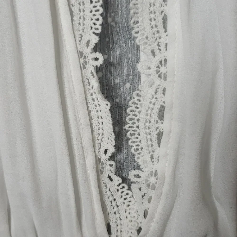 FREE PEOPLE BOHO STYLE WOMAN'S TOP - Picture 2 of 9